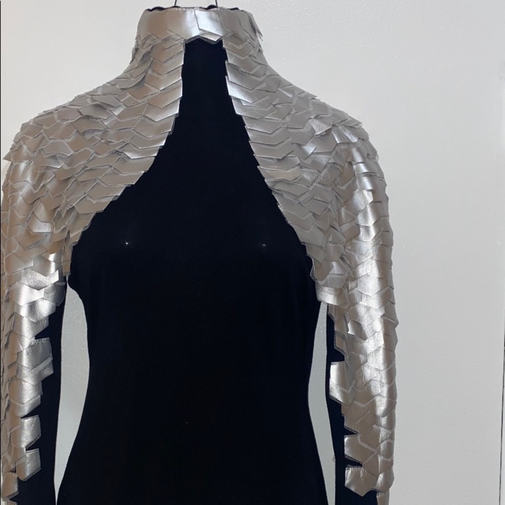 Bold & Original Long Sleeve Top